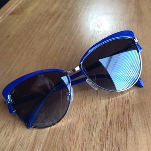 Nanette Lepore Blue/silver Bow Brow Sunglasses
